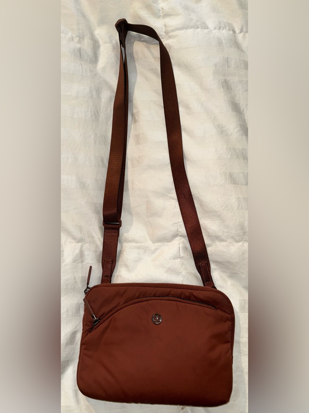 Lululemon Athletica Brown Crossbody Belt
 Bag EUC